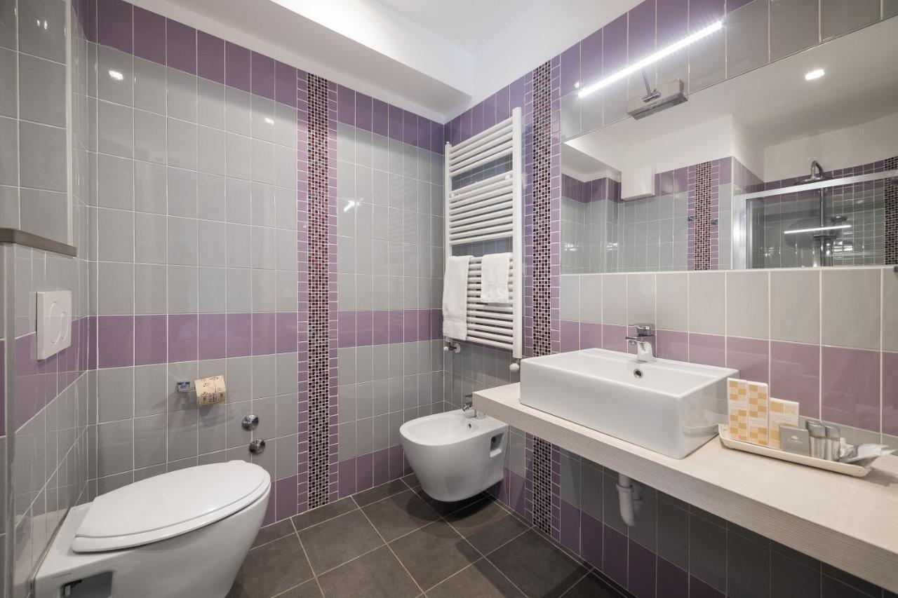 Hotel Amalfi - Smart Hotel Riccione Kültér fotó