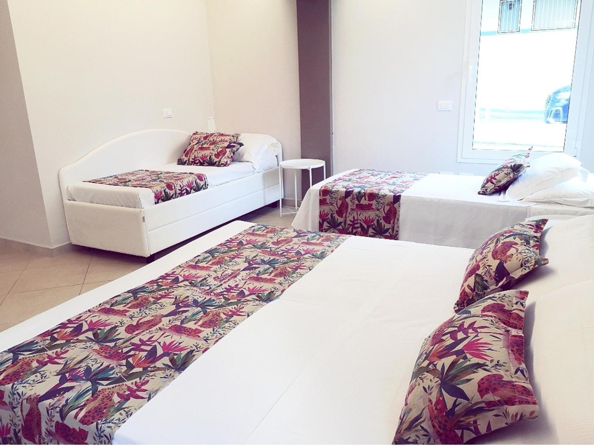 Hotel Amalfi - Smart Hotel Riccione Szoba fotó